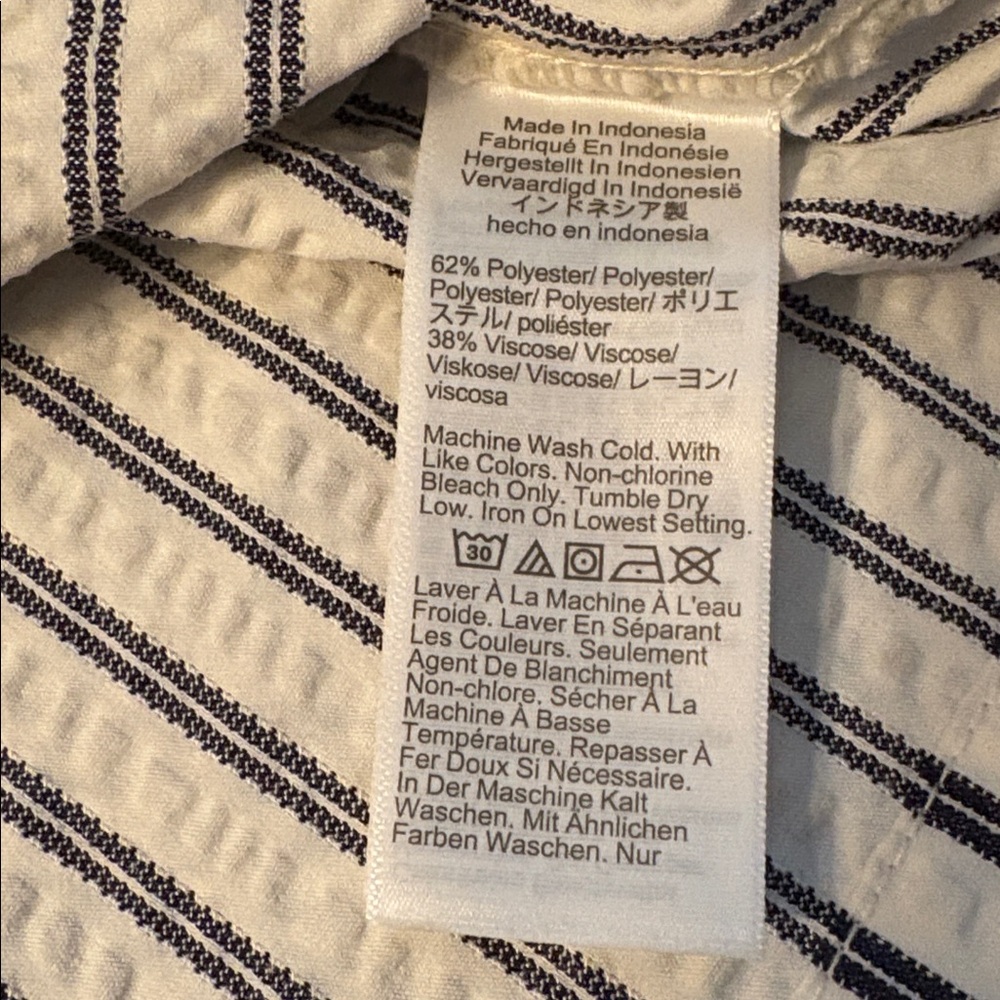 Madewell women’s Tucked Mini Shirtdress seersucker  Grey Stripe Size 12 NWT - Picture 10 of 10